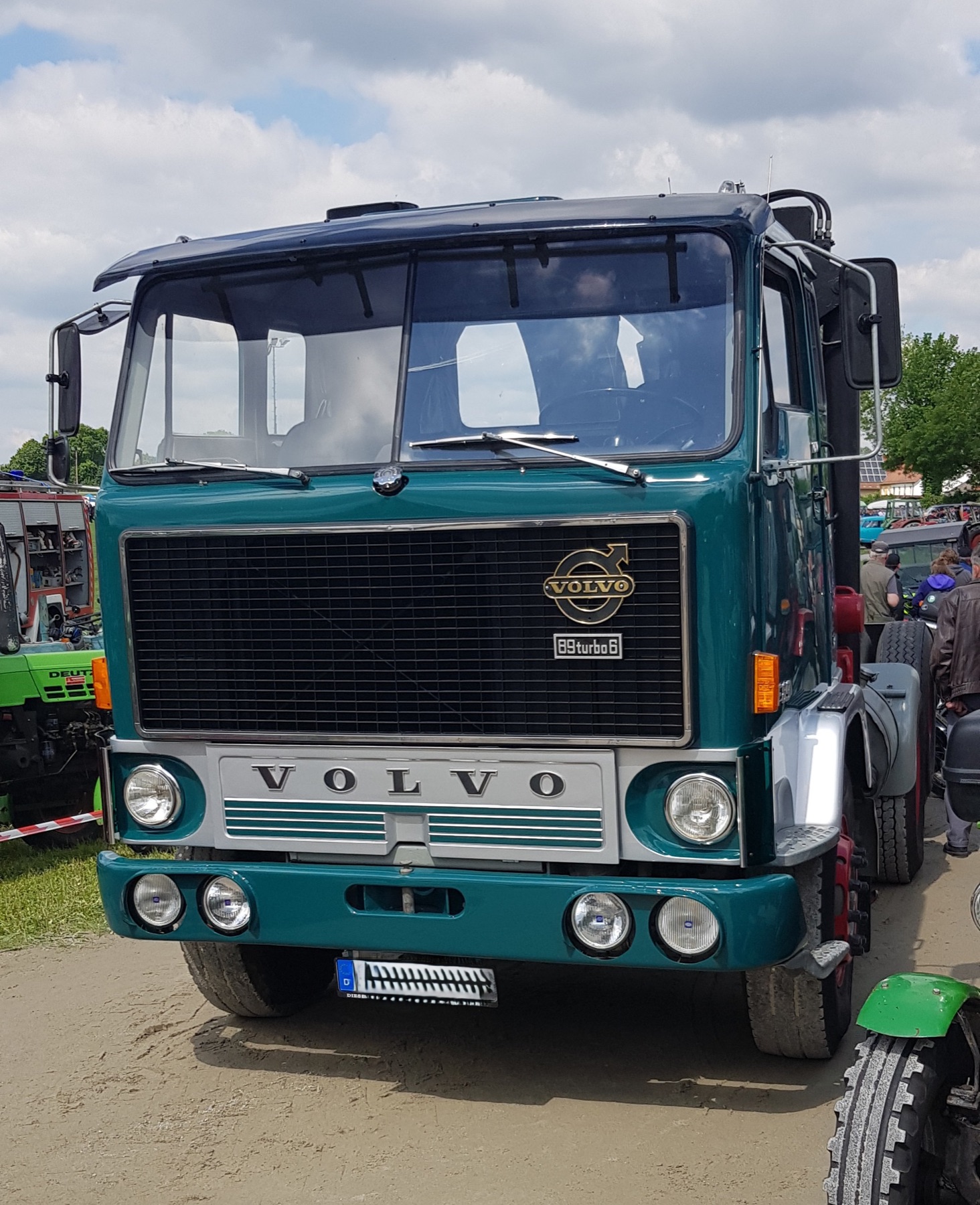 Historischer Volvo F89